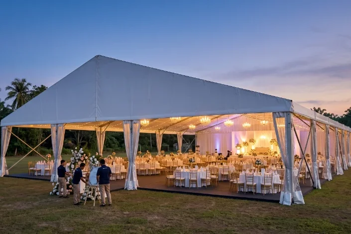 Marquee tent besar dipasang untuk majlis kahwin oleh AFK Kanopi